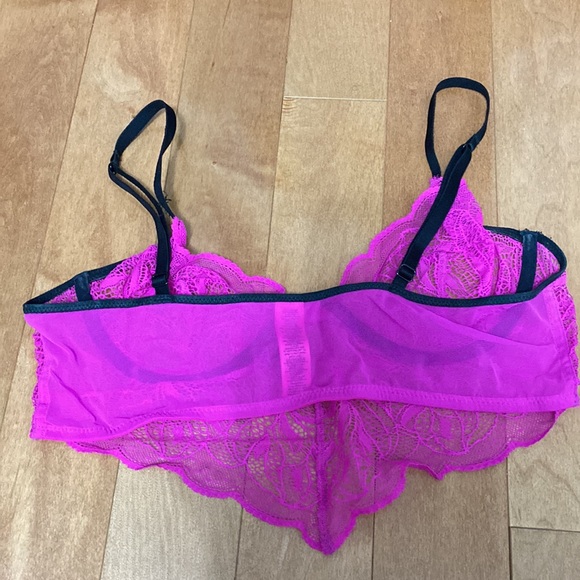 Bralette - Picture 2 of 2